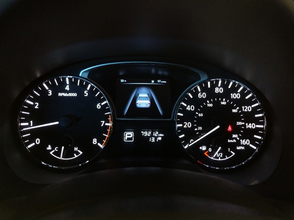 2015 Nissan Altima - Odometer Close Up