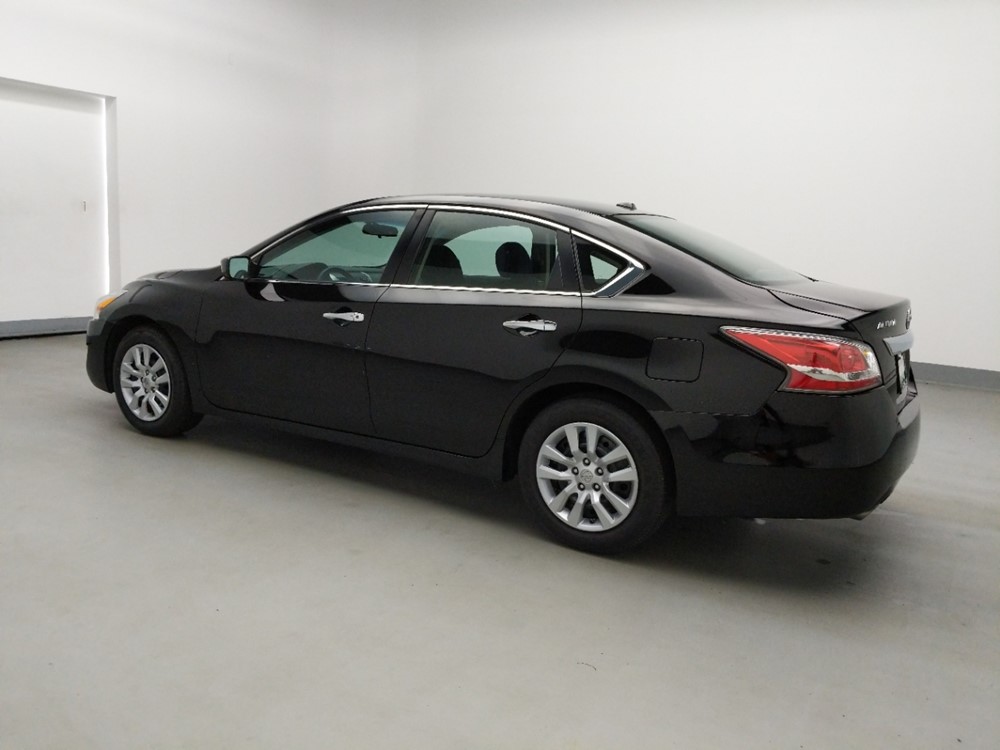 2015 Nissan Altima - Driver Rear Side