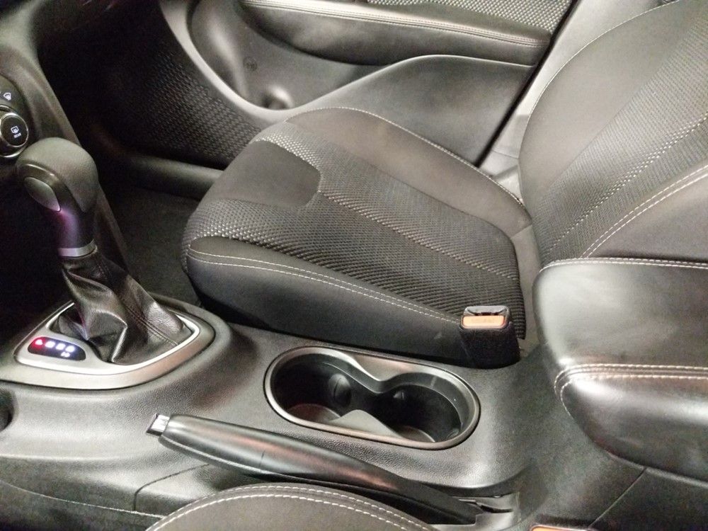 2016 Dodge Dart - Center Console/Cup Holders