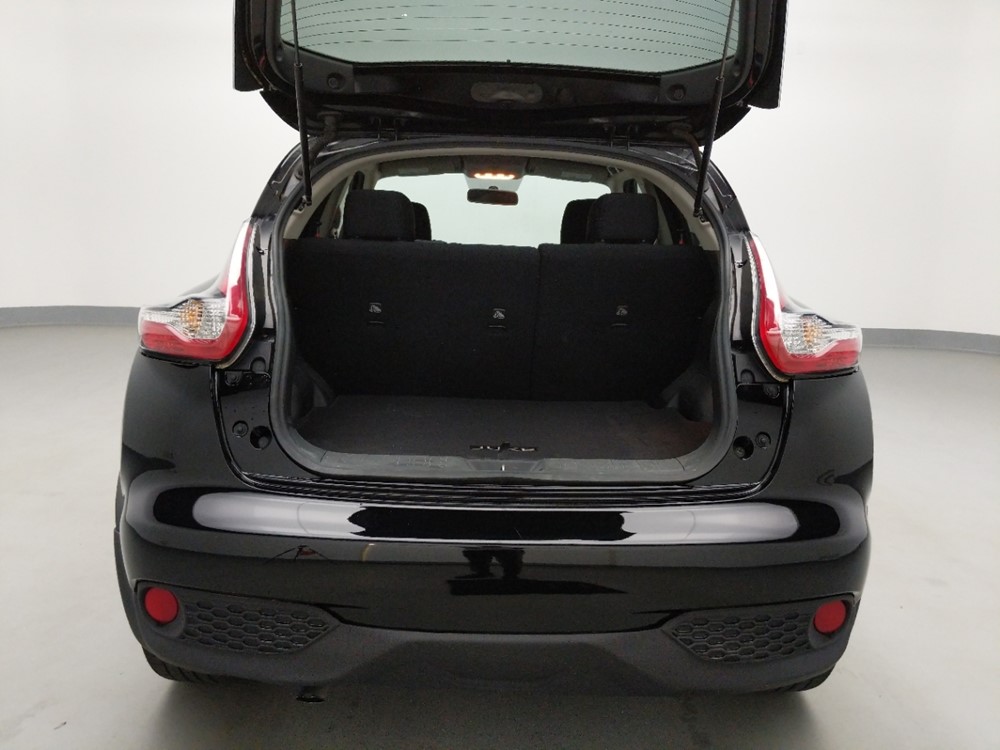 2015 Nissan JUKE - Trunk