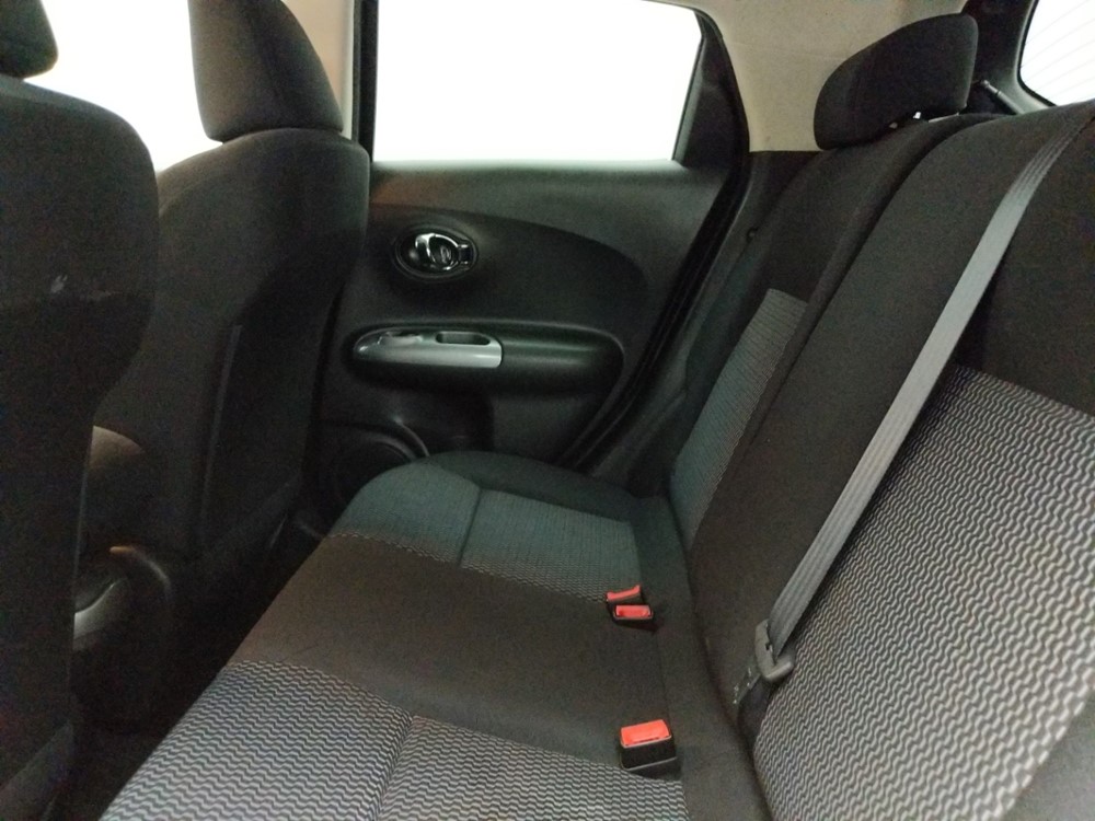 2015 Nissan JUKE - Driver Rear Seat