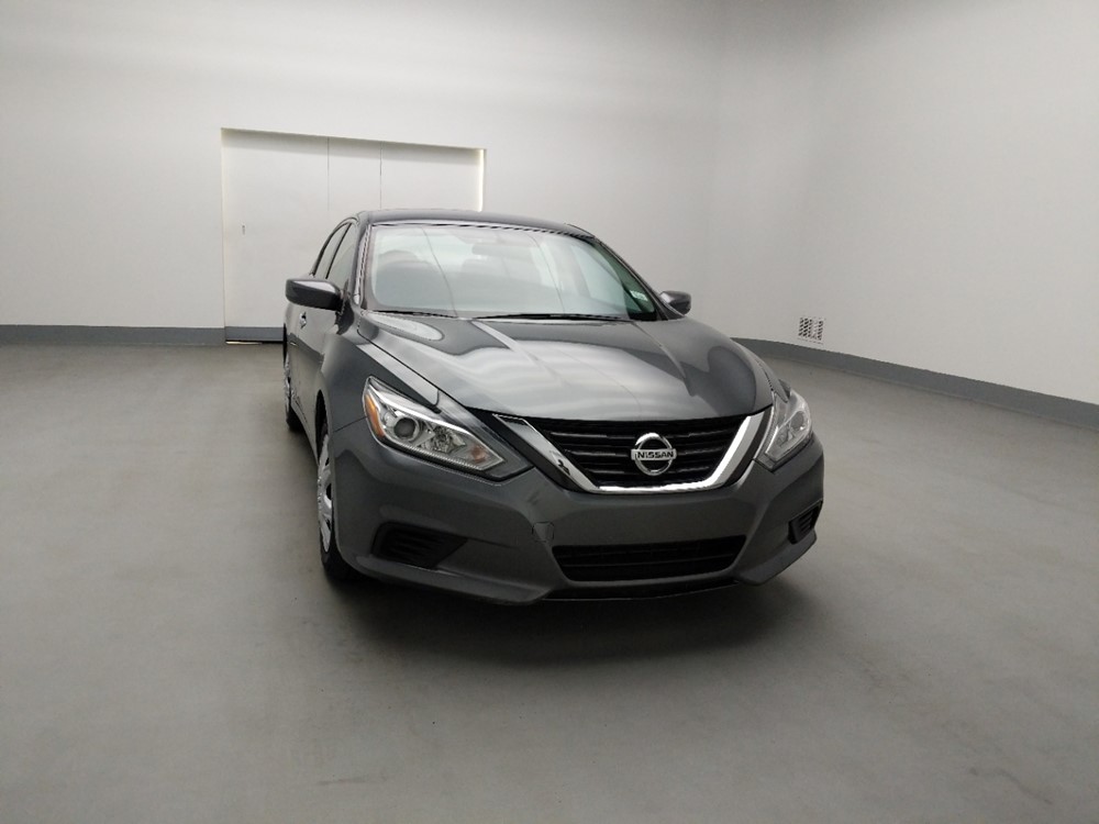 2016 Nissan Altima - Passenger Front Hood