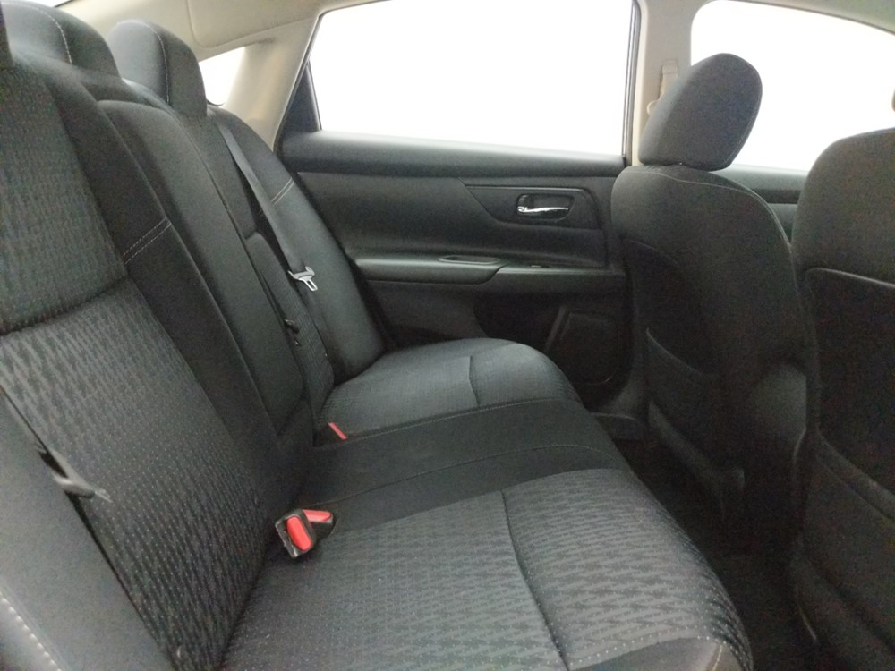 2016 Nissan Altima - Passenger Rear Seat