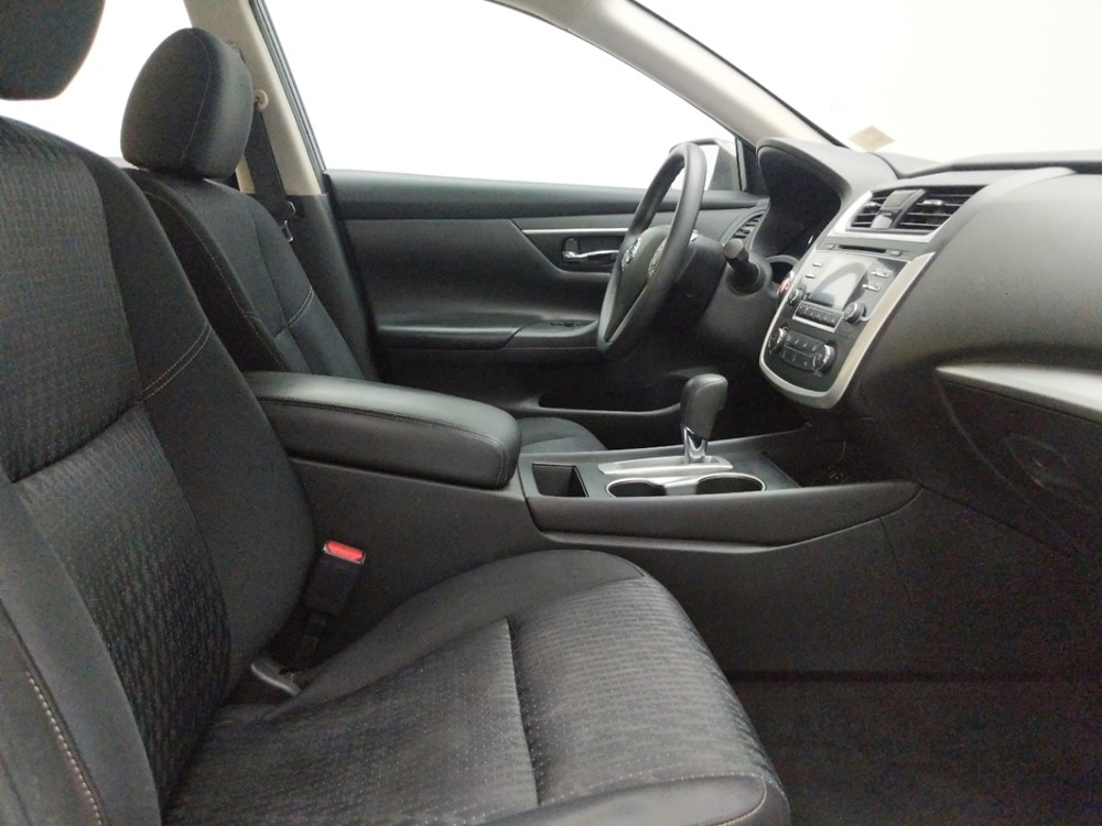 2016 Nissan Altima - Passenger Front Seat