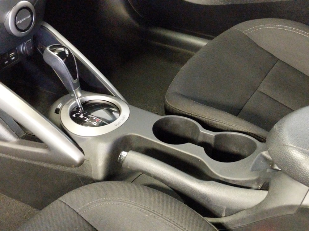 2016 Hyundai Veloster - Center Console/Cup Holders