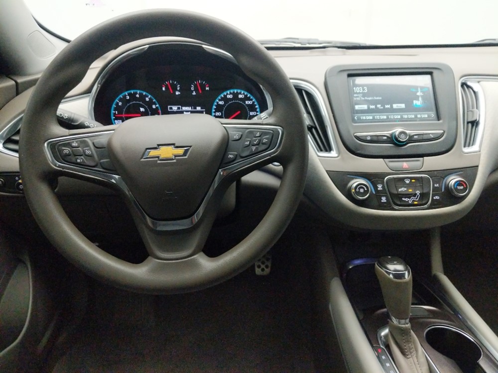 2016 Chevrolet Malibu - Driver Dash