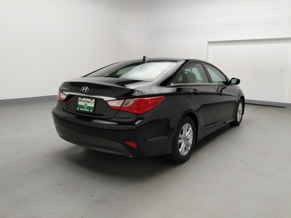 2014 Hyundai Sonata - Passenger Rear Bumper