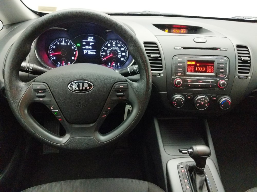 2016 Kia Forte - Driver Dash