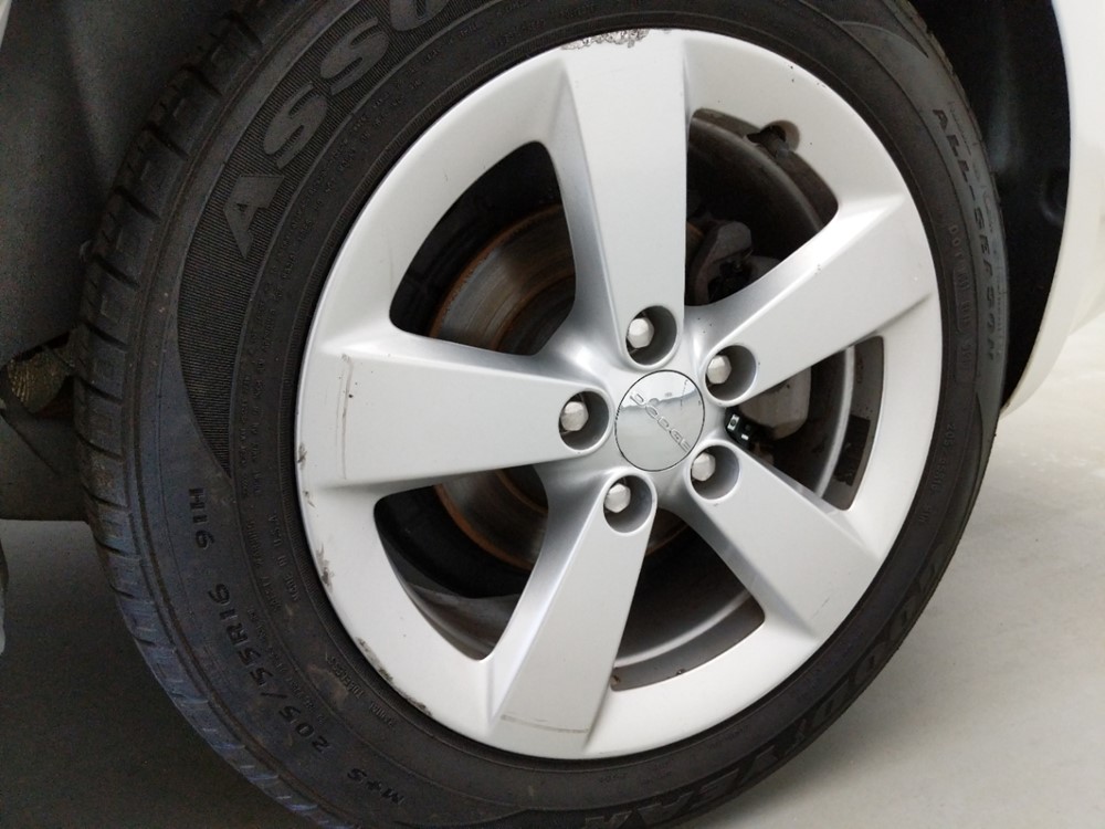 2016 Dodge Dart - Wheel
