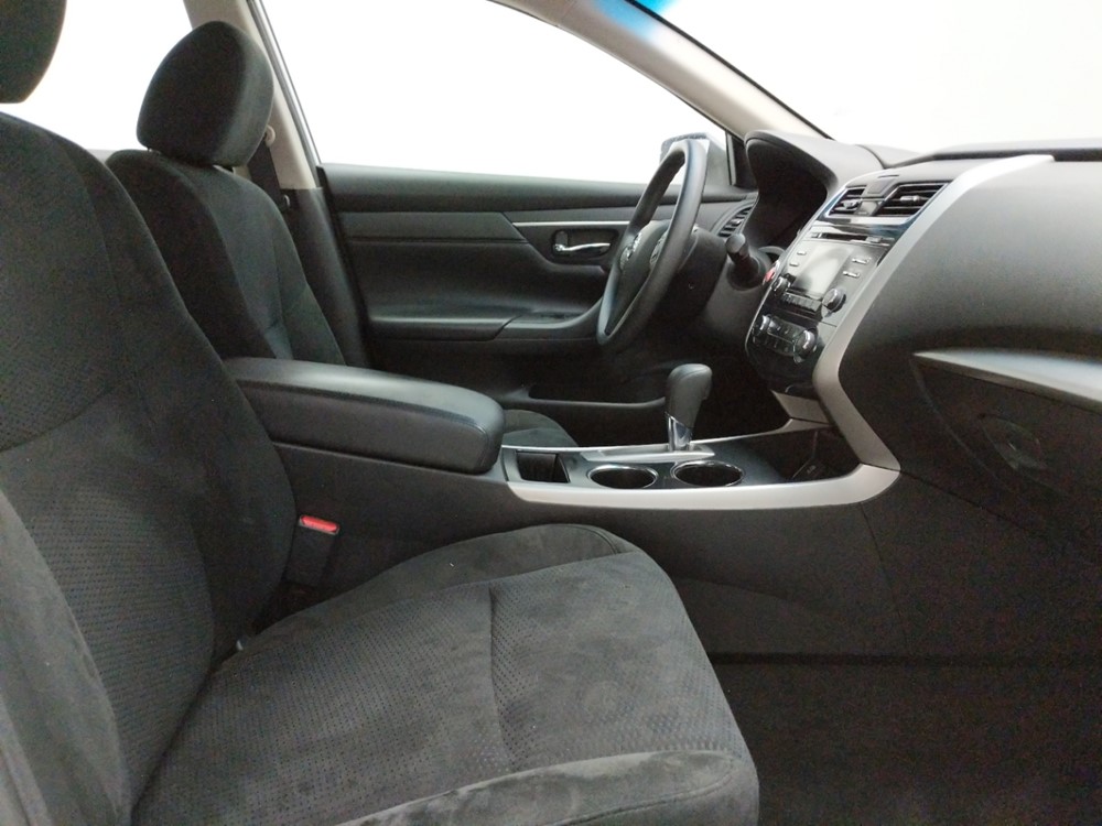 2015 Nissan Altima - Passenger Front Seat