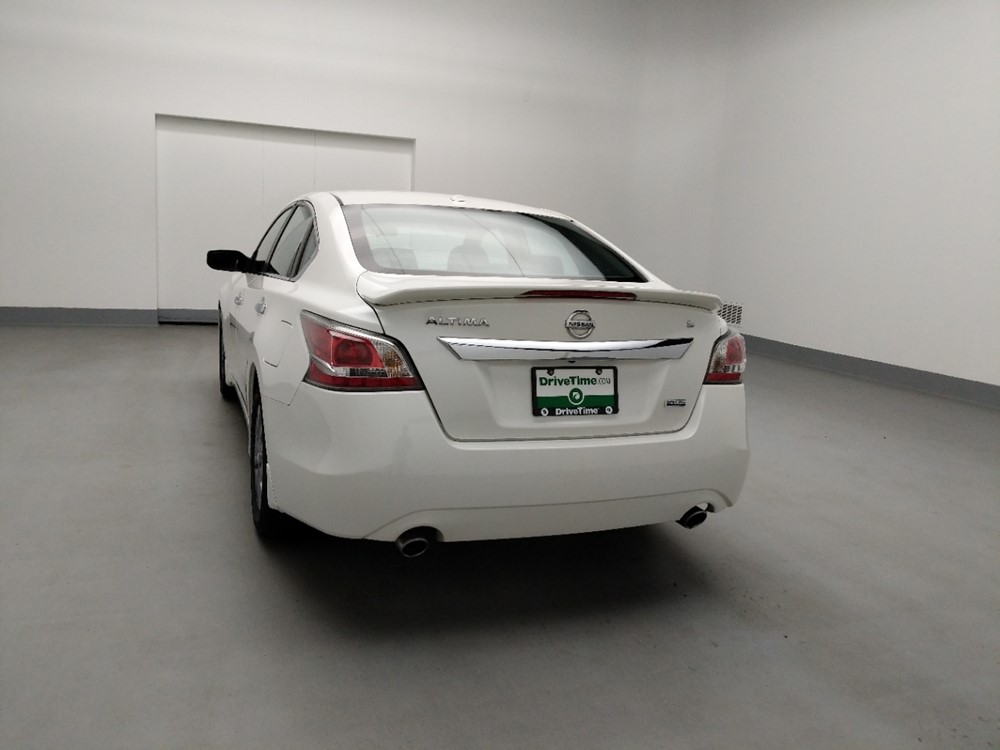 2015 Nissan Altima - Driver Rear Trunk