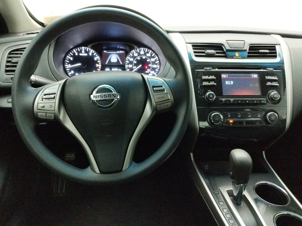 2015 Nissan Altima - Driver Dash