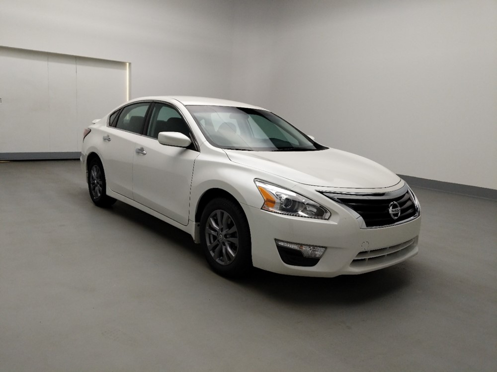 2015 Nissan Altima - Passenger Front Bumper