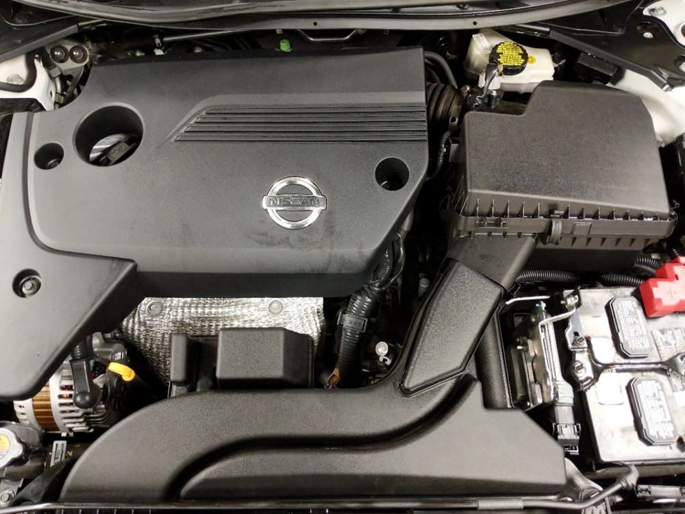 2015 Nissan Altima - Engine