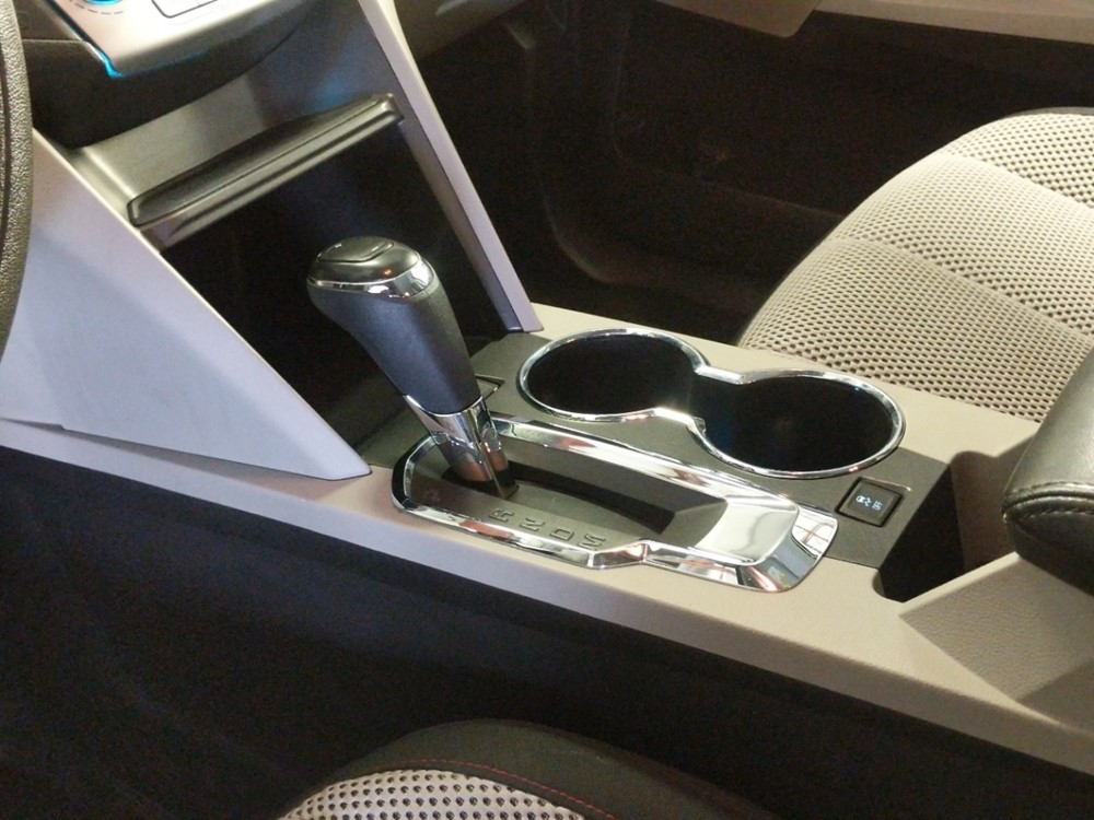2016 Chevrolet Equinox - Center Console/Cup Holders