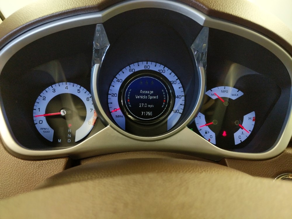 2011 Cadillac SRX - Odometer Close Up