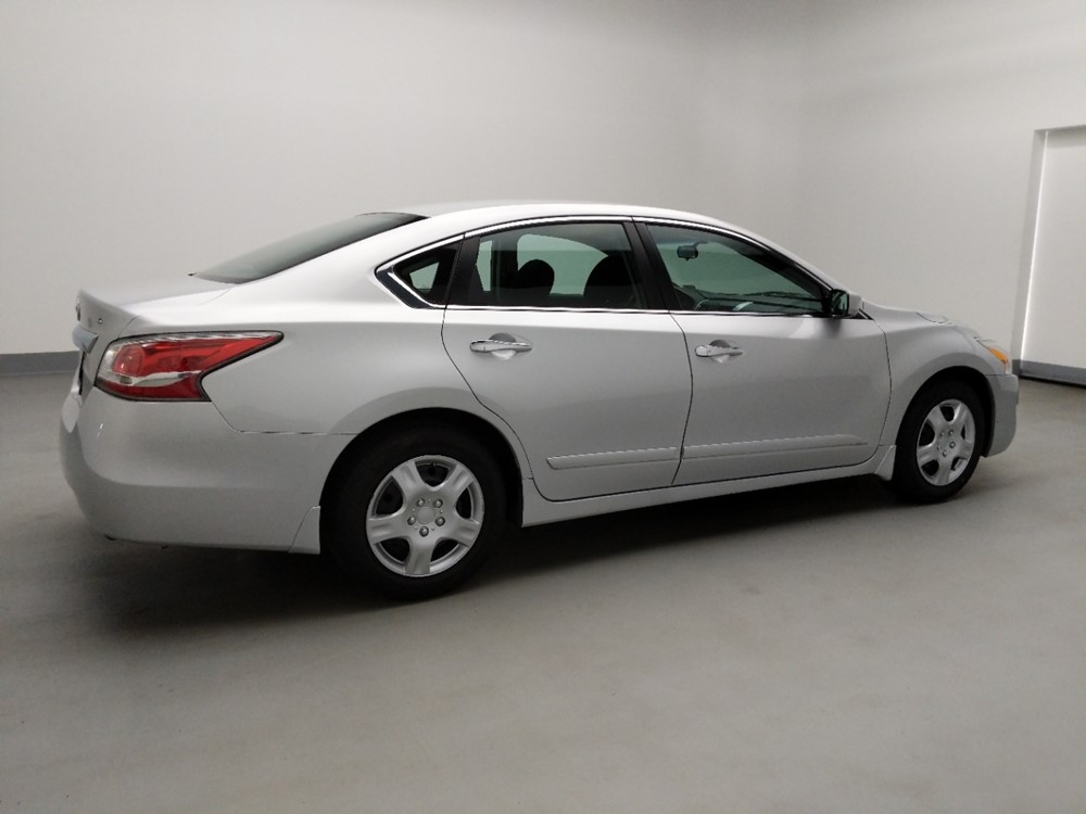 2015 Nissan Altima - Passenger Rear Side