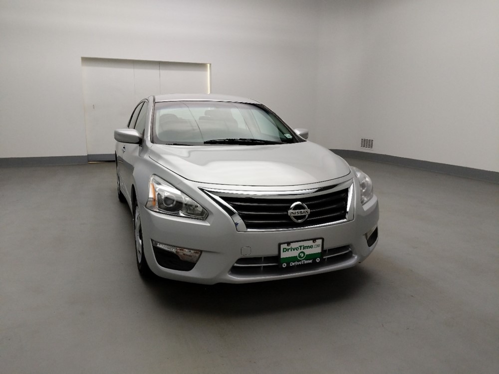 2015 Nissan Altima - Passenger Front Hood