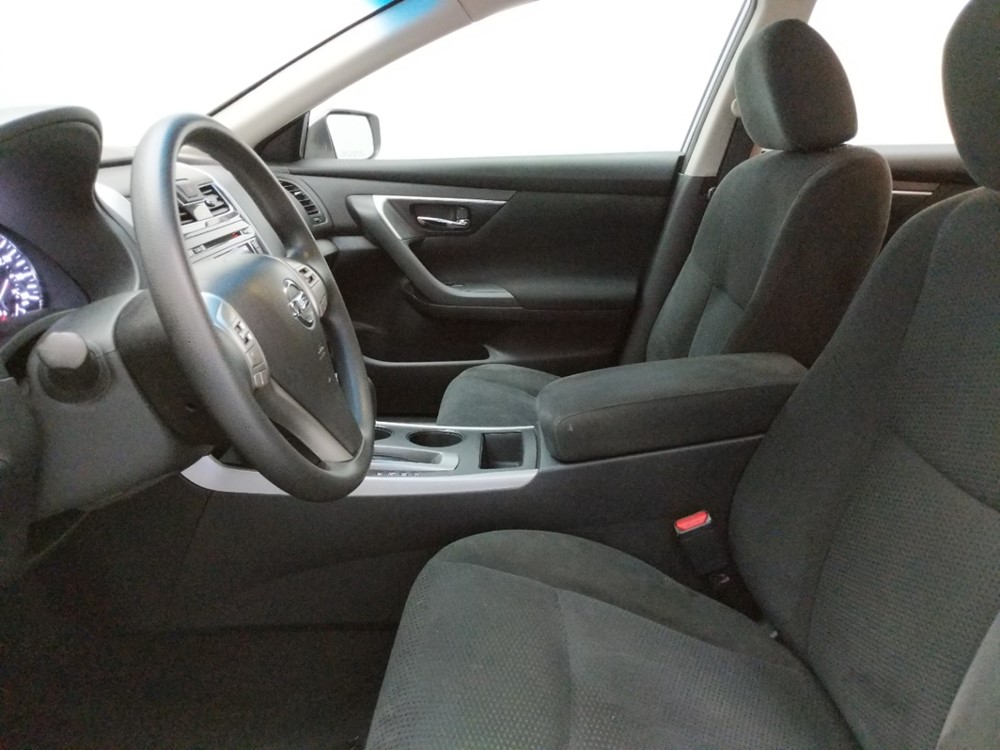 2015 Nissan Altima - Driver Front Seat