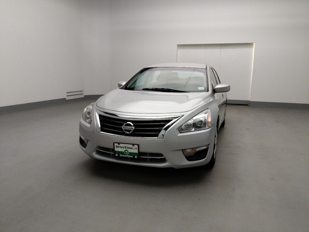 2015 Nissan Altima - Driver Front Hood