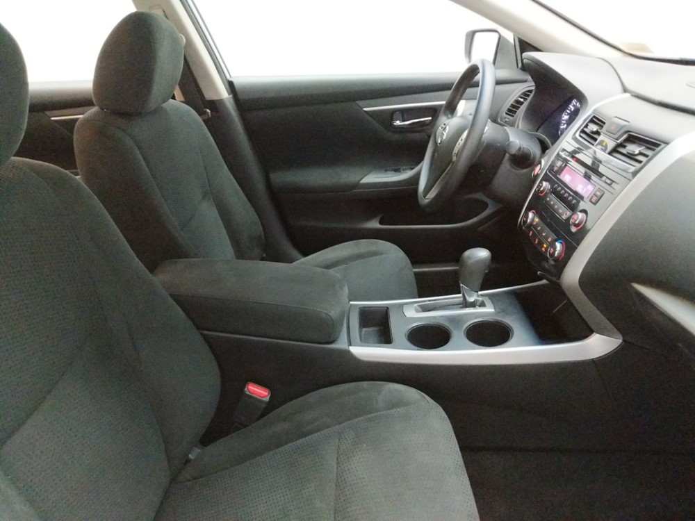 2015 Nissan Altima - Passenger Front Seat