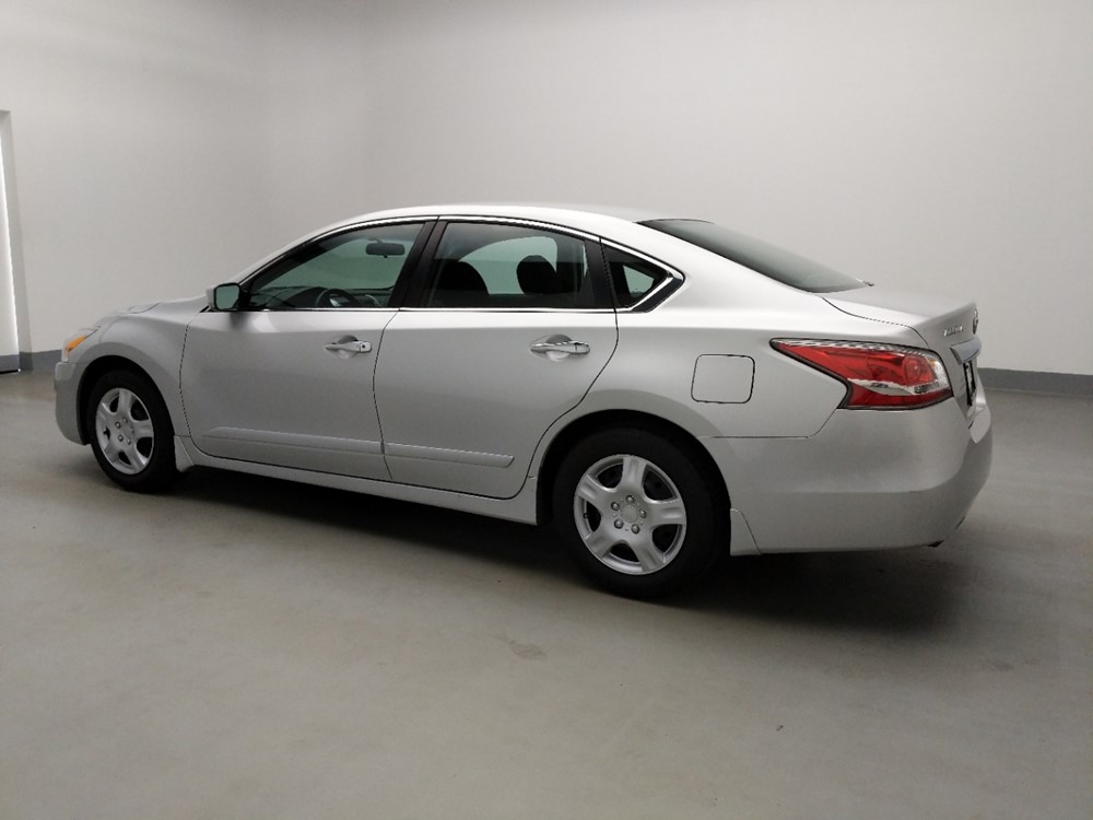 2015 Nissan Altima - Driver Rear Side