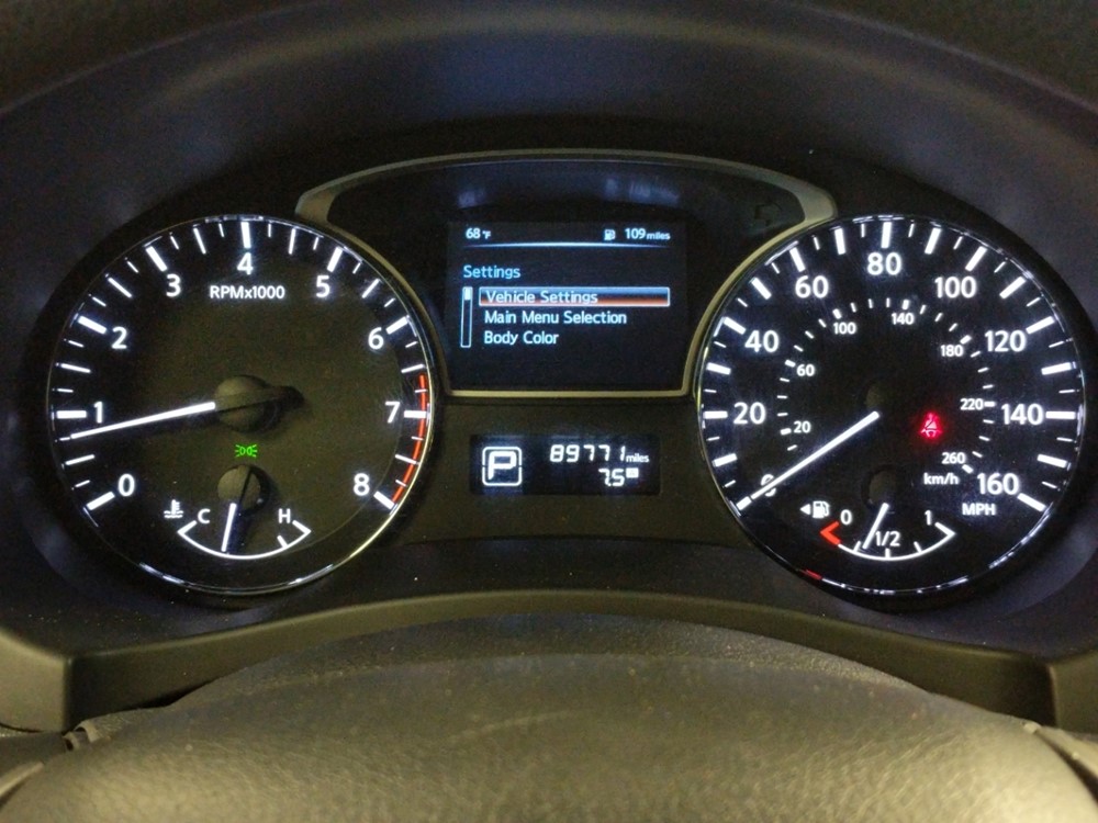 2015 Nissan Altima - Odometer Close Up