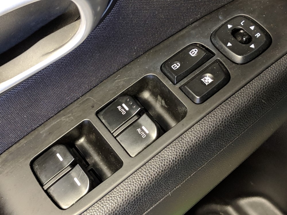 2016 Kia Soul - Driver Power Windows/Lock Control