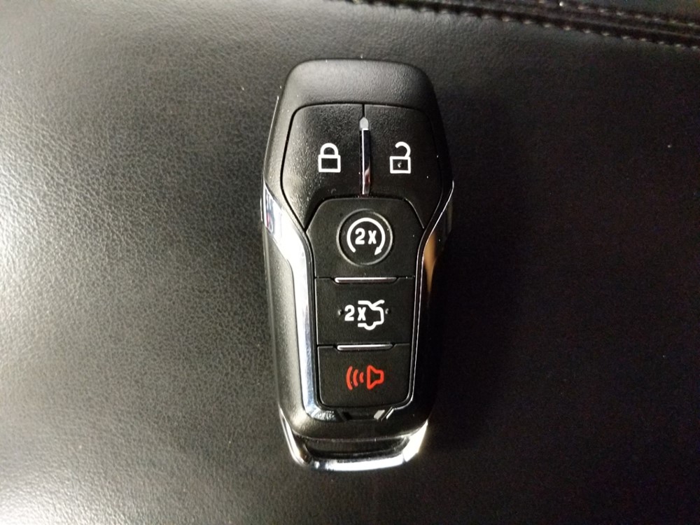 2016 Lincoln MKC - Keys