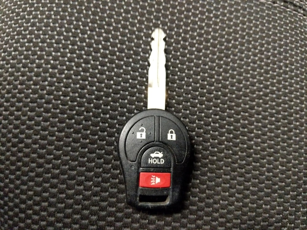 2016 Nissan Sentra - Keys
