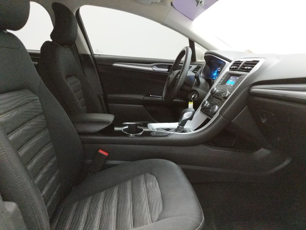 2016 Ford Fusion - Passenger Front Seat