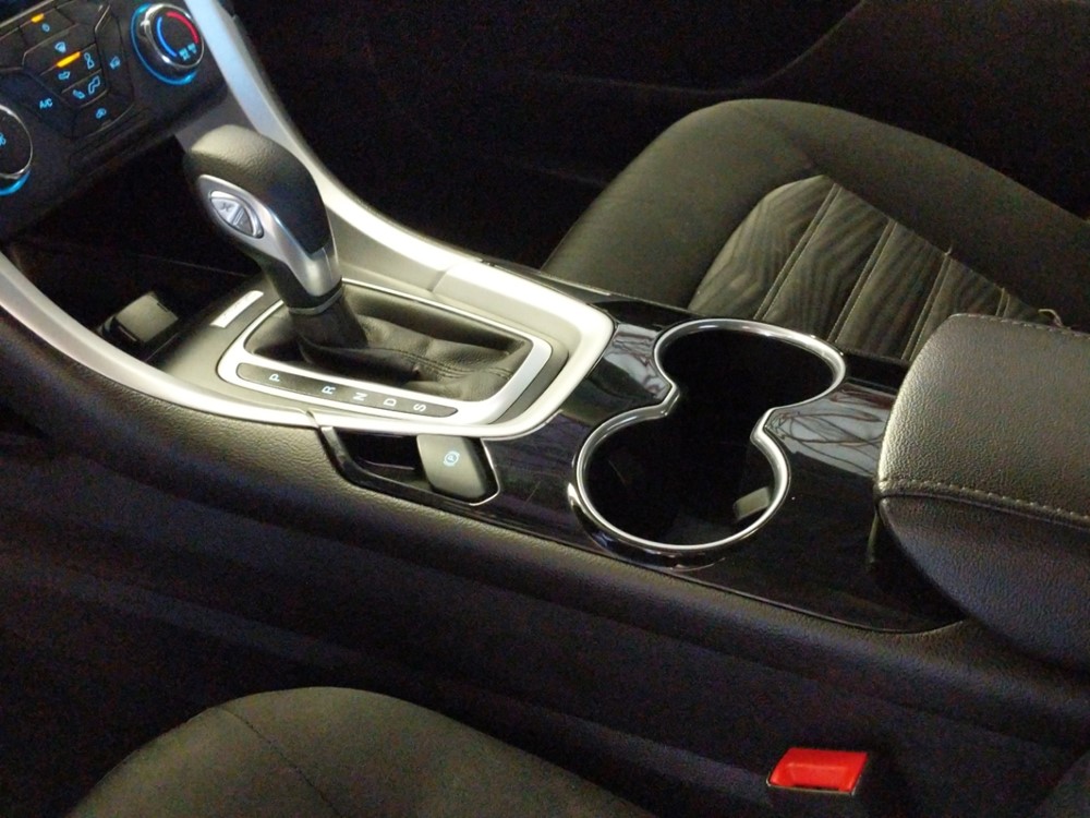 2016 Ford Fusion - Center Console/Cup Holders