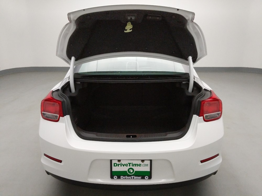 2016 Chevrolet Malibu - Trunk