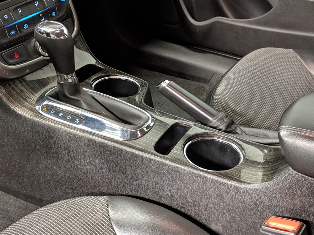 2016 Chevrolet Malibu - Center Console/Cup Holders