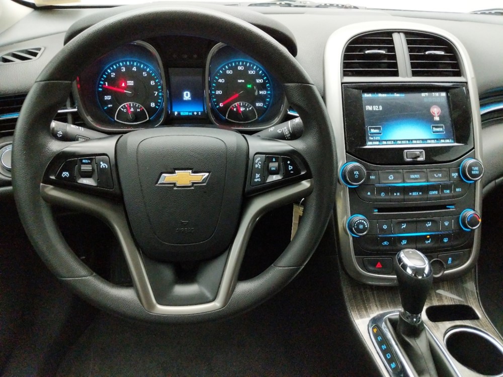 2016 Chevrolet Malibu - Driver Dash