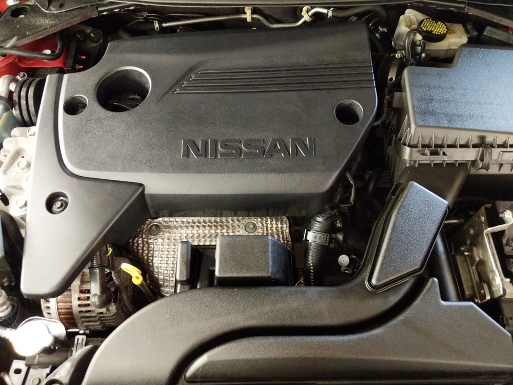 2016 Nissan Altima - Engine