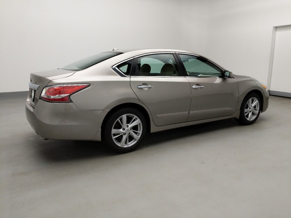 2015 Nissan Altima - Passenger Rear Side