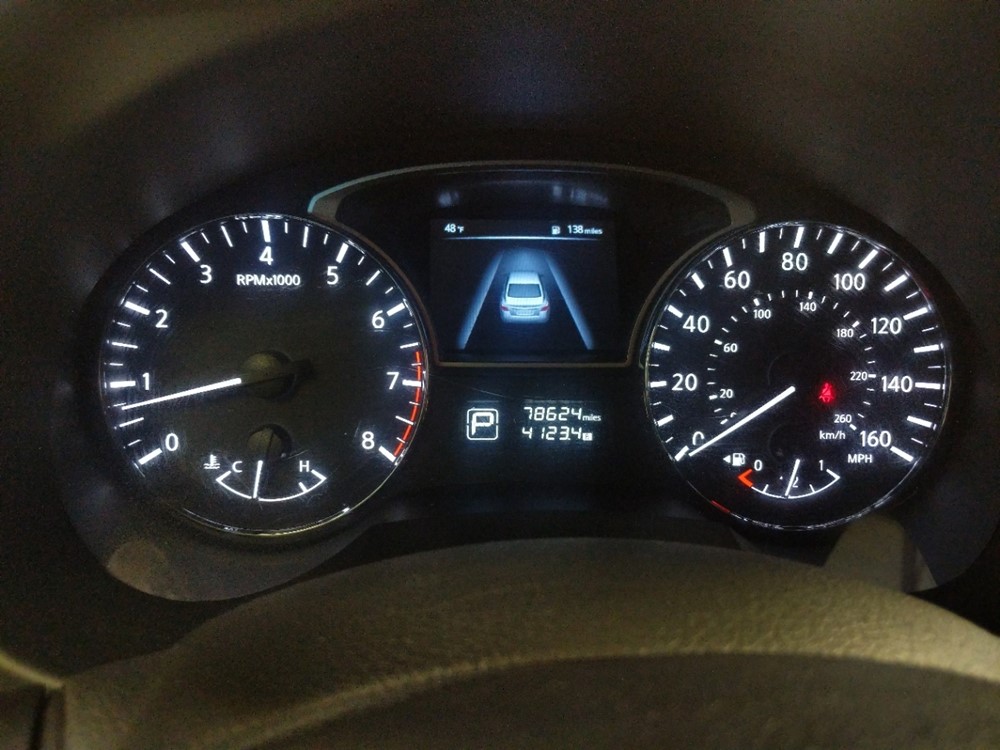 2015 Nissan Altima - Odometer Close Up