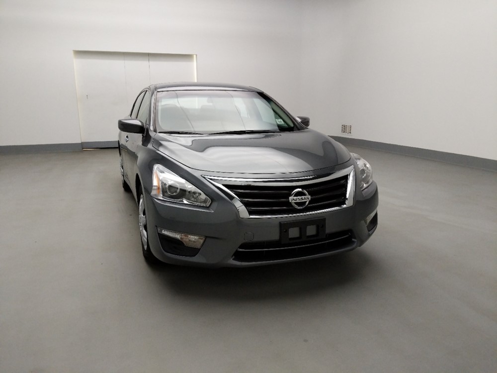2015 Nissan Altima - Passenger Front Hood