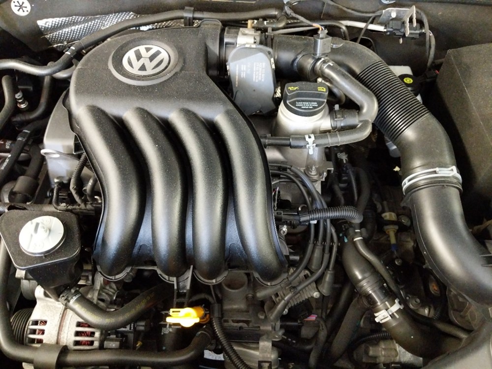 2015 Volkswagen Jetta - Engine