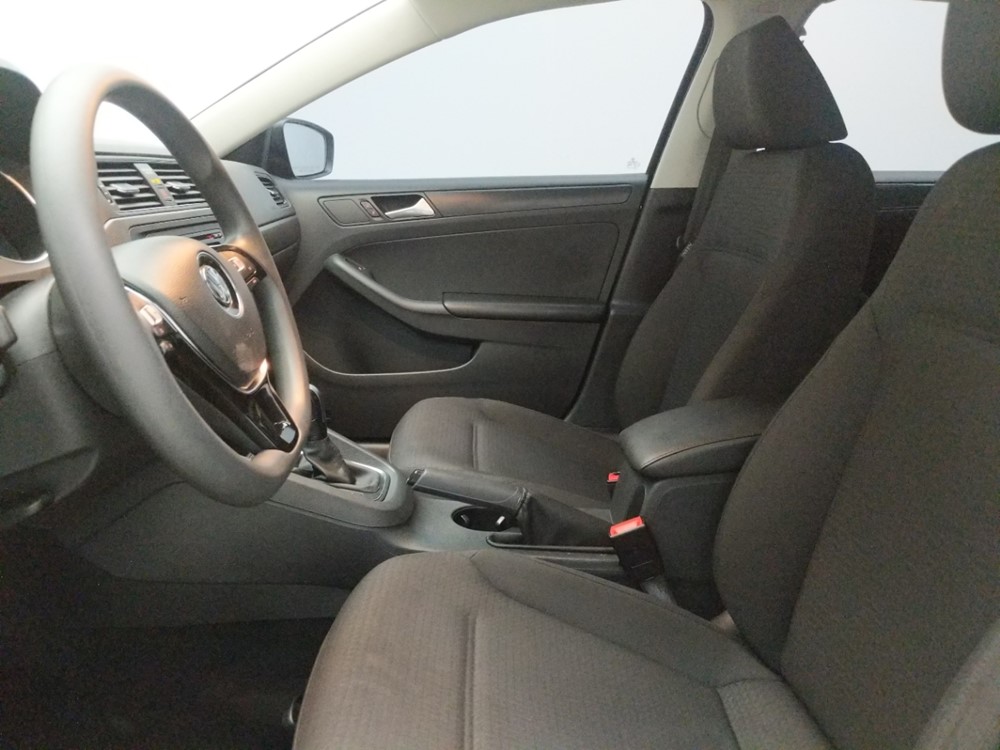 2015 Volkswagen Jetta - Driver Front Seat