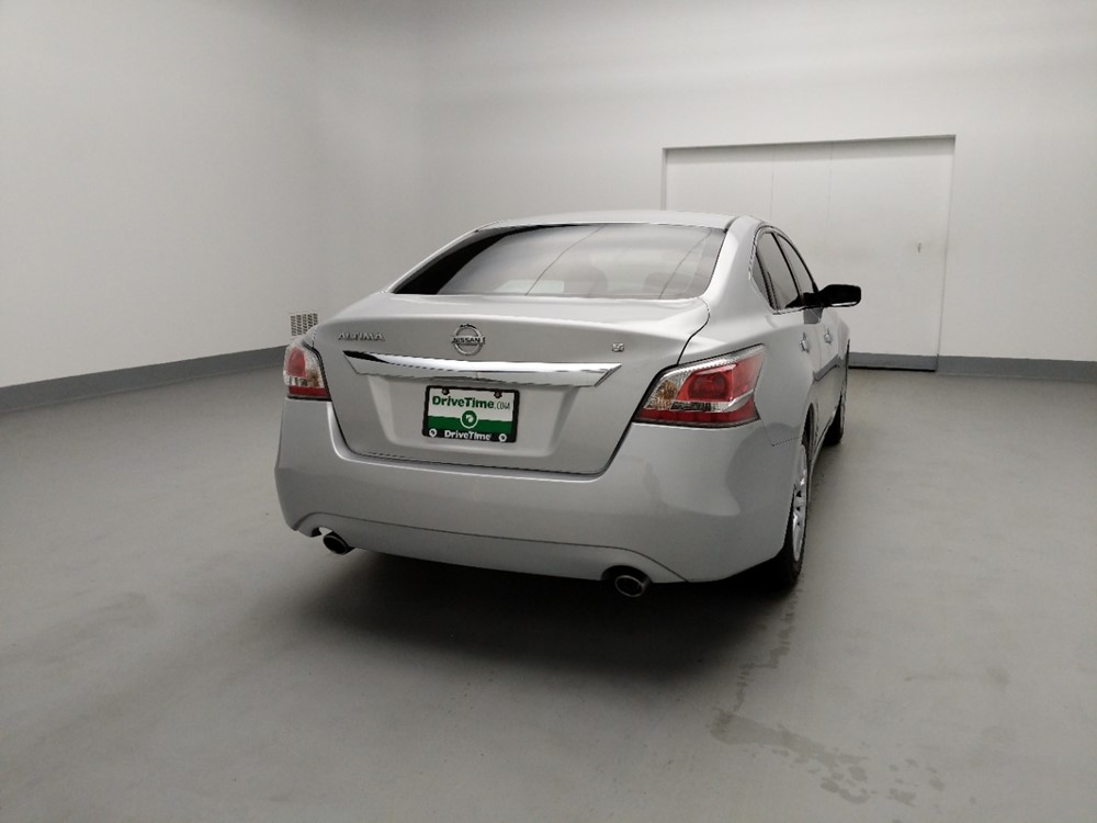 2015 Nissan Altima - Passenger Rear Trunk
