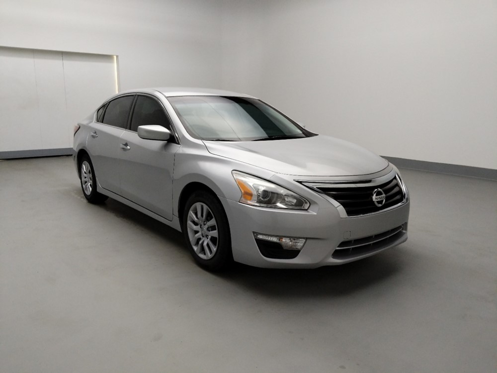 2015 Nissan Altima - Passenger Front Bumper
