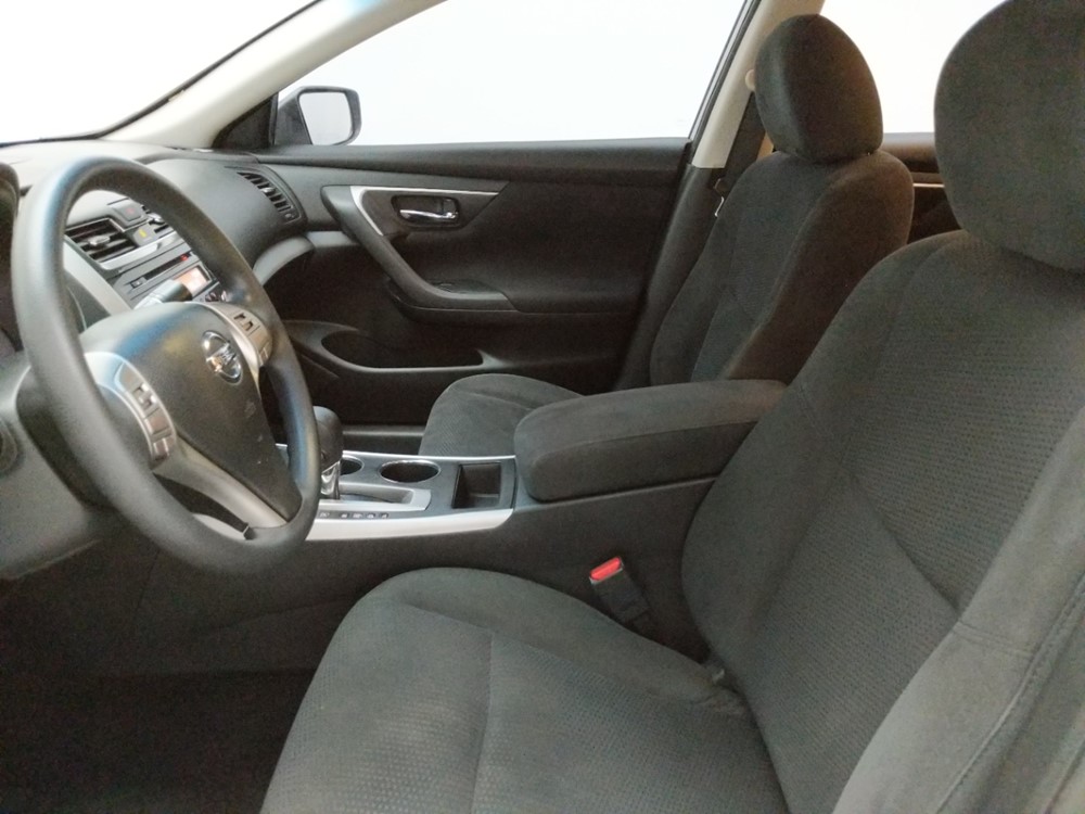 2015 Nissan Altima - Driver Front Seat