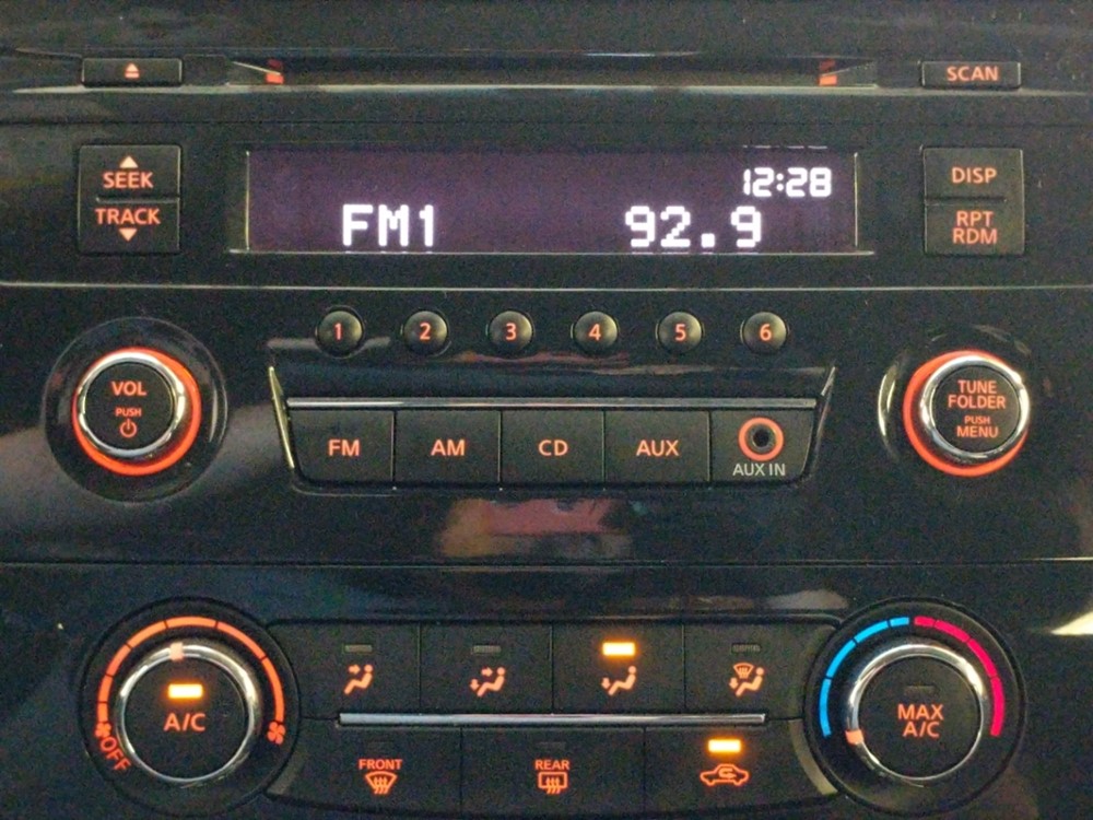 2015 Nissan Altima - Stereo Package