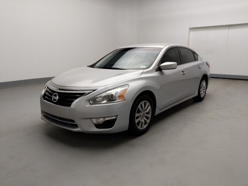 2015 Nissan Altima - Driver Front Bumper