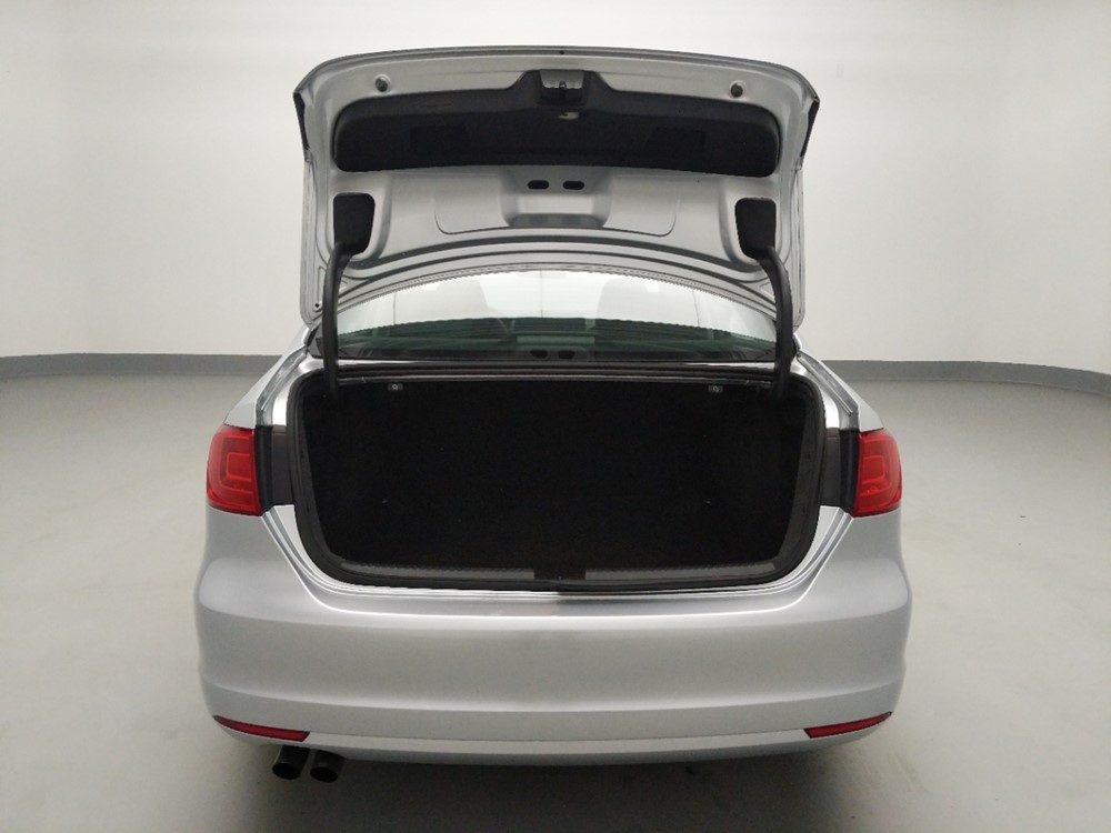 2014 Volkswagen Jetta - Trunk