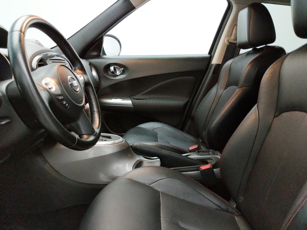 2012 Nissan JUKE - Driver Front Seat