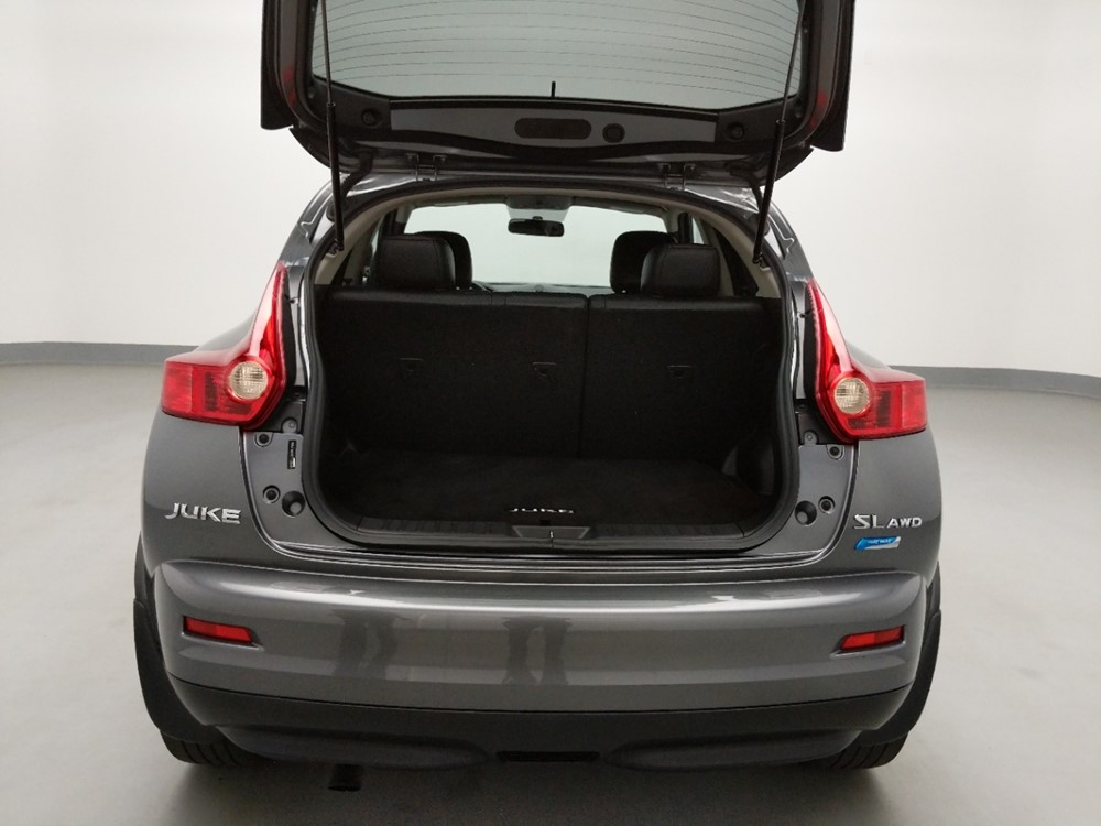 2012 Nissan JUKE - Trunk