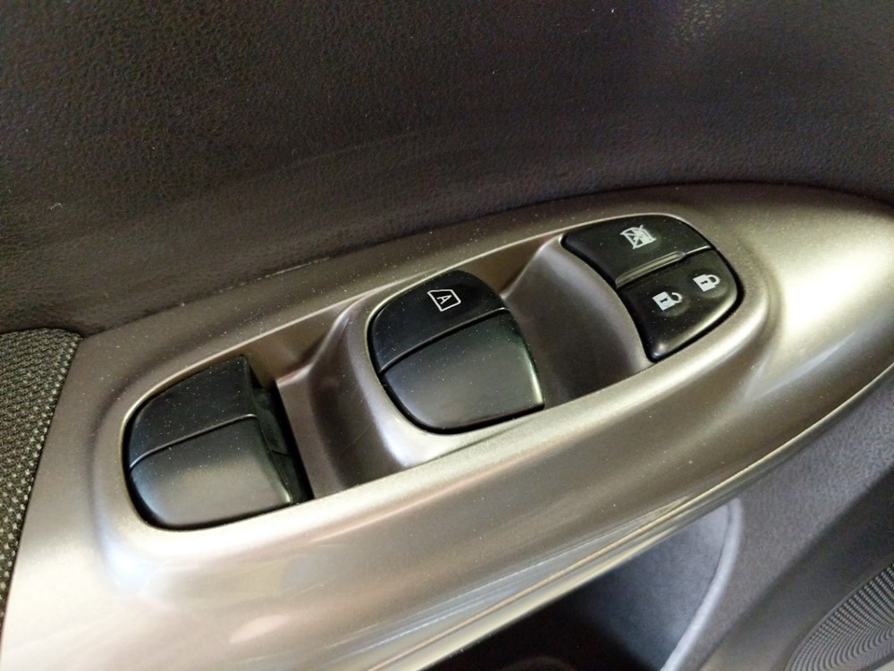 2012 Nissan JUKE - Driver Power Windows/Lock Control